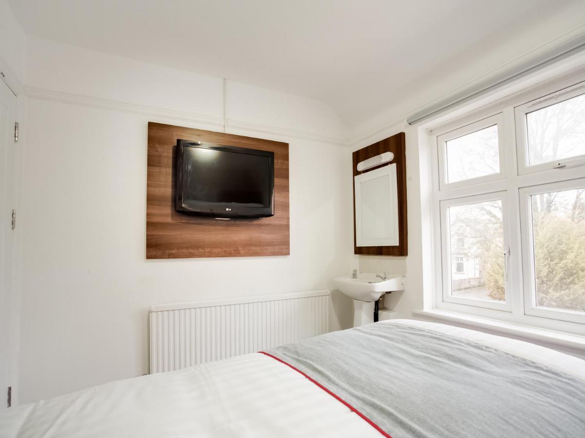 Oyo Brunel Hotel Ъксбридж Екстериор снимка